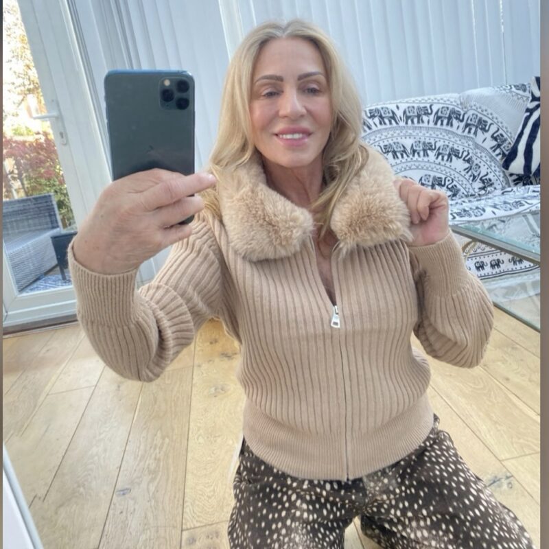 Ava fur the collar zip up cardigan